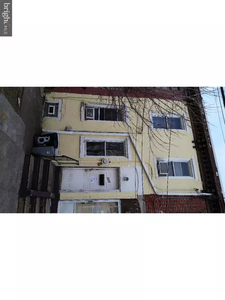 322 SYCAMORE ST, Camden, NJ 08103