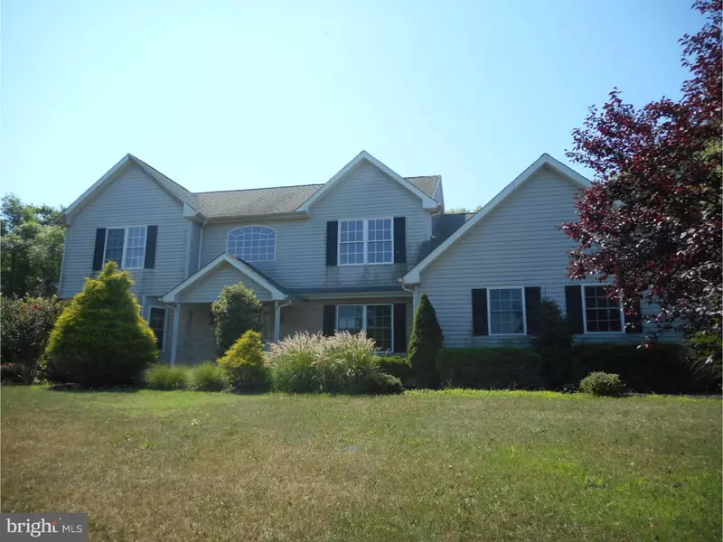 20 KINGS CT, Swedesboro, NJ 08085