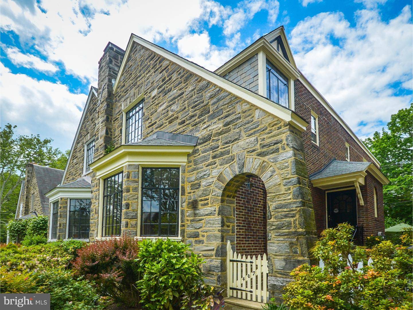 Philadelphia, PA 19119,407 WADSWORTH AVE
