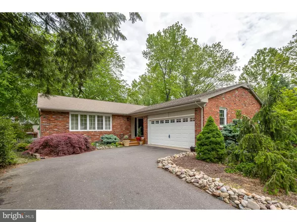 1125 HEARTWOOD DR, Cherry Hill, NJ 08003