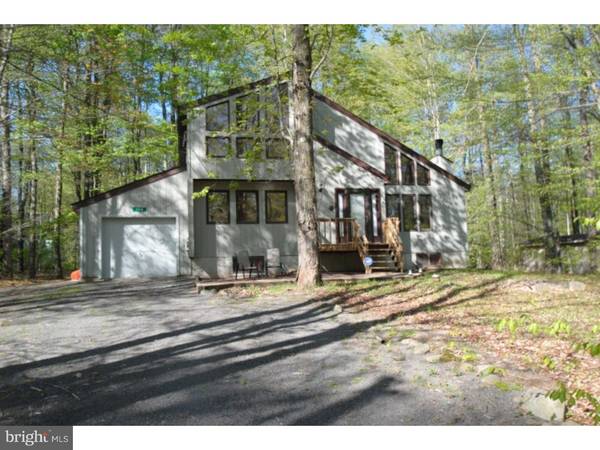 106 MOSHANNON DR, Pocono Lake, PA 18347