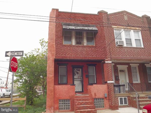 1352 S NEWKIRK ST, Philadelphia, PA 19146