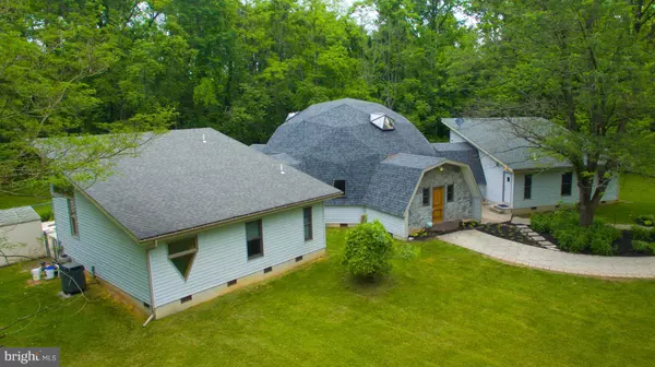 Bunker Hill, WV 25413,2131 RUNNYMEADE RD