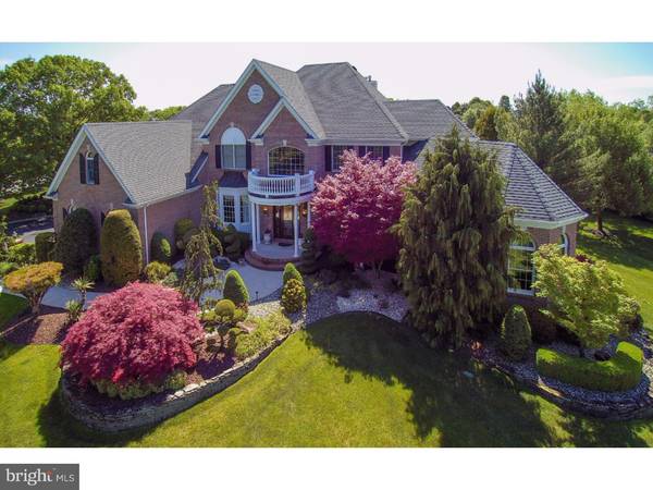 33 MILLENNIUM DR, Columbus, NJ 08022