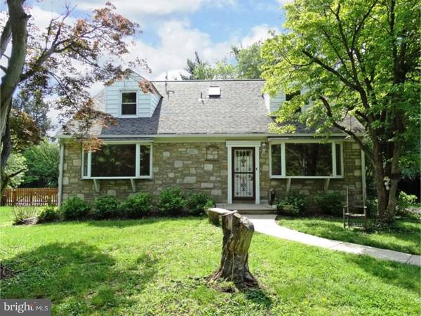 8351 CEDAR RD, Elkins Park, PA 19027