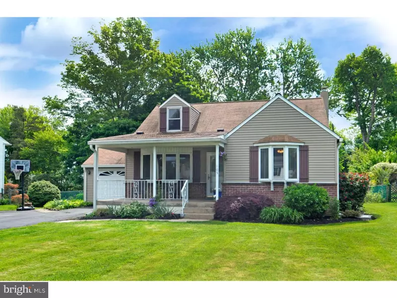 105 MAPLE AVE, Hatboro, PA 19040