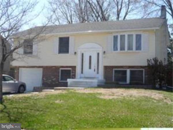 8371 HARROWGATE DR, Pennsauken, NJ 08109