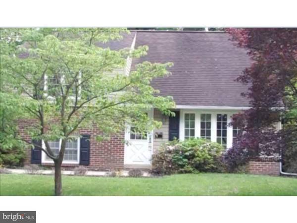 28 GREENTREE LN, Malvern, PA 19355