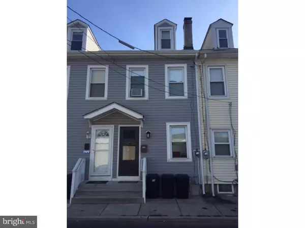 228 ORANGE ST, Gloucester City, NJ 08030