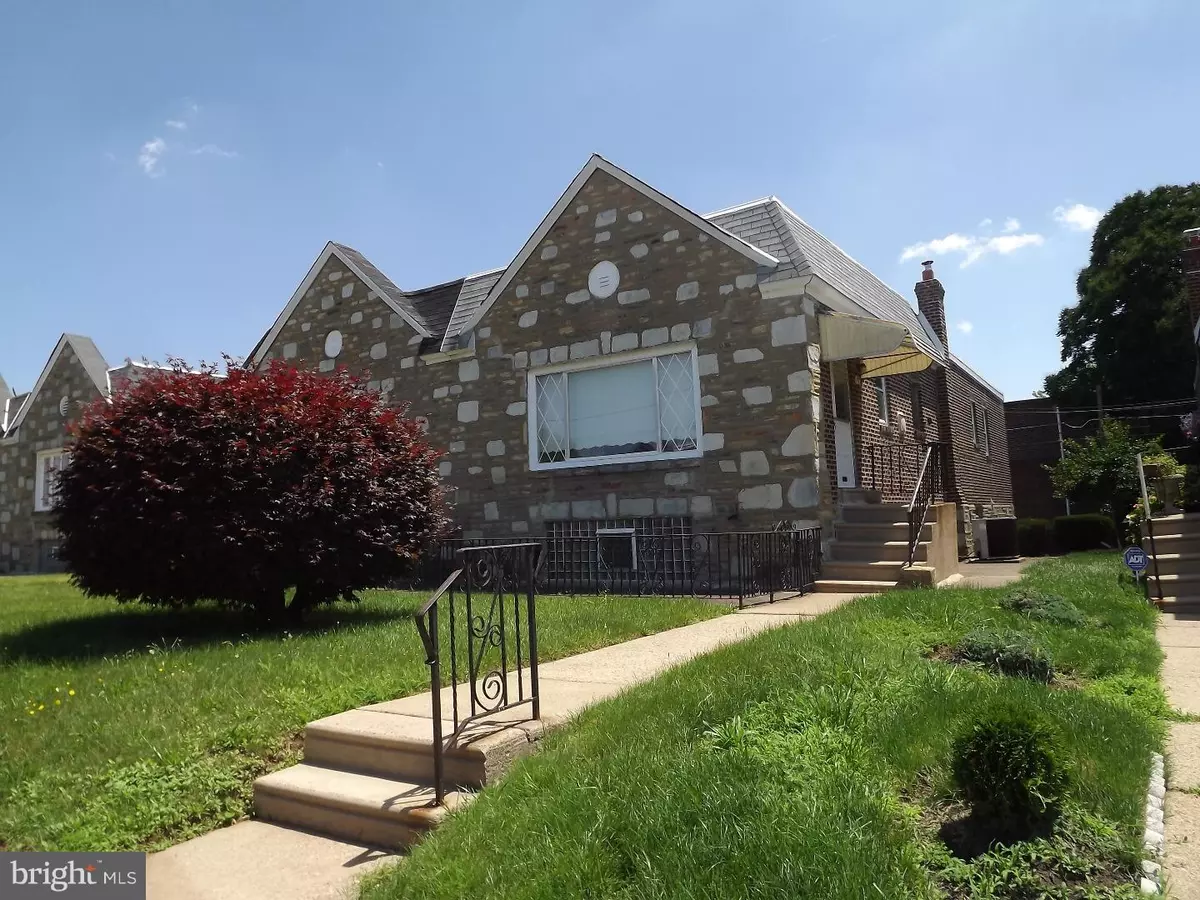 Philadelphia, PA 19152,7711 BRADFORD ST