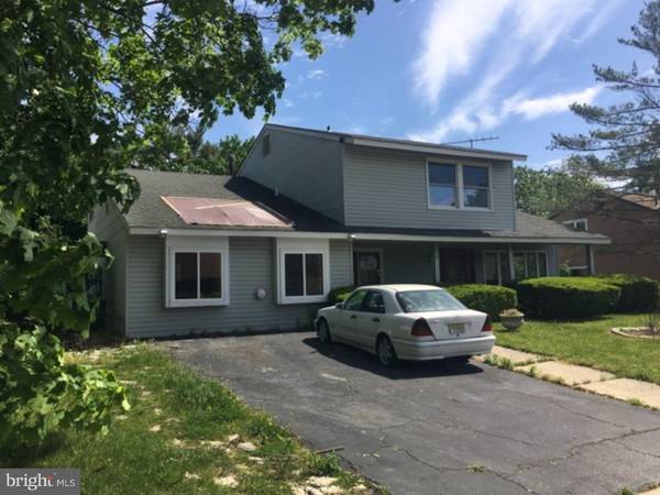 10 PENFIELD LN, Sicklerville, NJ 08081