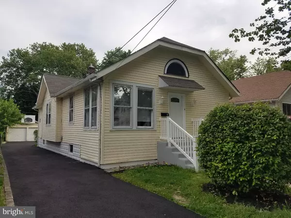 3 E CLINTON AVE, Oaklyn, NJ 08107