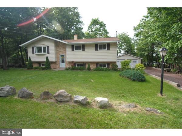 1249 HAWTHORN TER, Pocono Summit, PA 18346