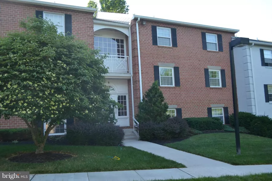 6 ELPHIN CT #202, Lutherville Timonium, MD 21093