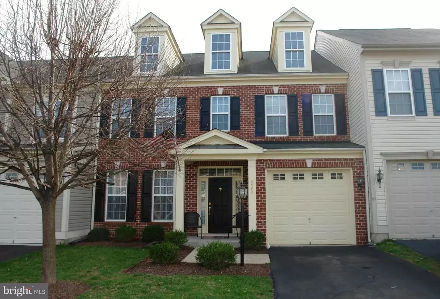 9309 WARREN FALLS LN, Bristow, VA 20136