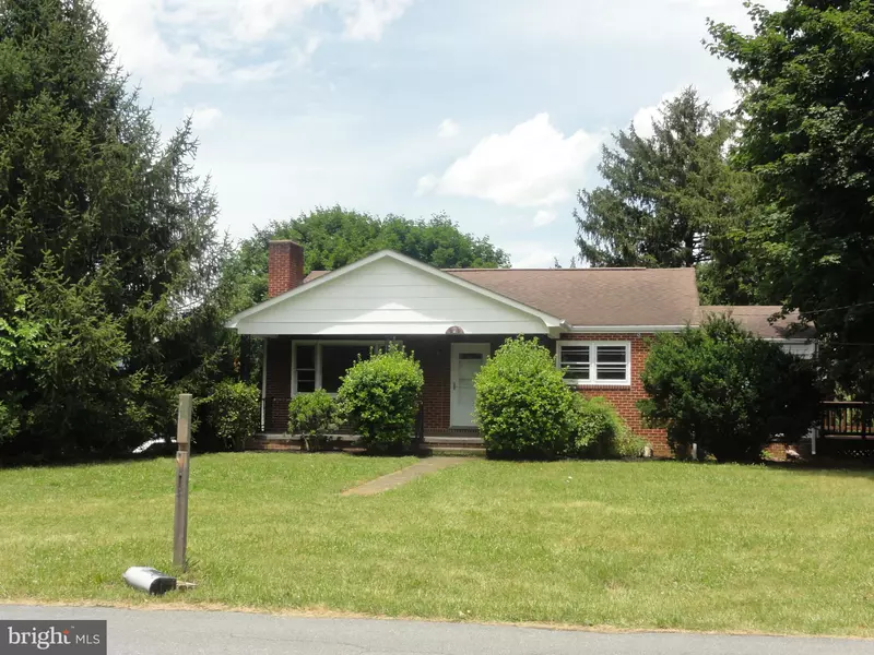 13 EDEN RD, Luray, VA 22835