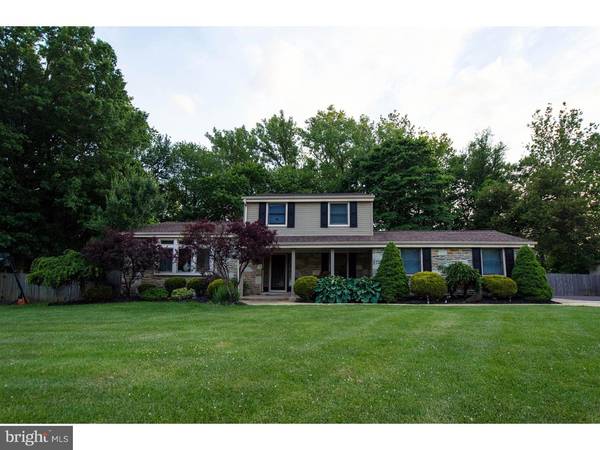 252 BROOKDALE DR, Huntingdon Valley, PA 19006