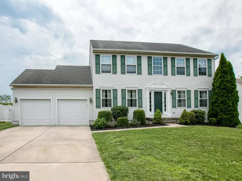 3 SPRING RIDGE CT, Blackwood, NJ 08012