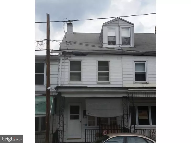 203 W MAPLE ST, Mahanoy City, PA 17948