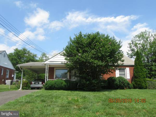 7422 SPORTSMAN DR, Falls Church, VA 22043