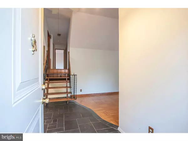 Elkins Park, PA 19027,7907 IVY LN
