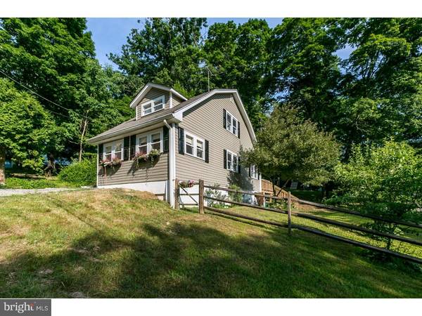 93 WOODLAND AVE, Schwenksville, PA 19473