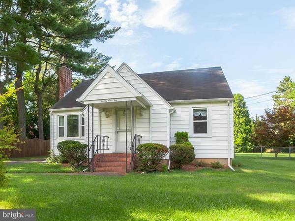 2110 ROCKWELL AVE, Catonsville, MD 21228