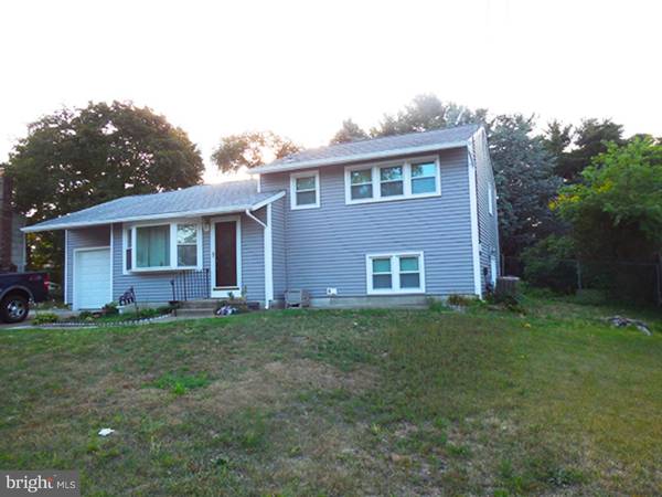 611 VASSAR RD, Deptford, NJ 08090