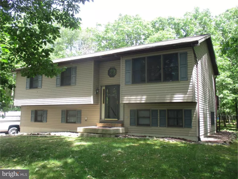 28 JAY PEAK LN, Zion Grove, PA 17985