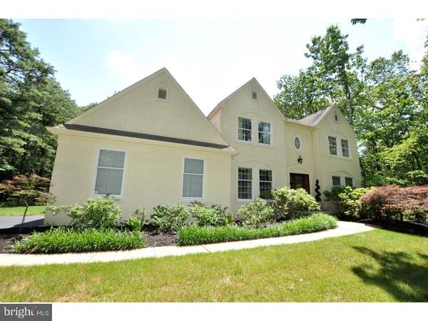 1 STEAMBOAT DR, Shamong, NJ 08088