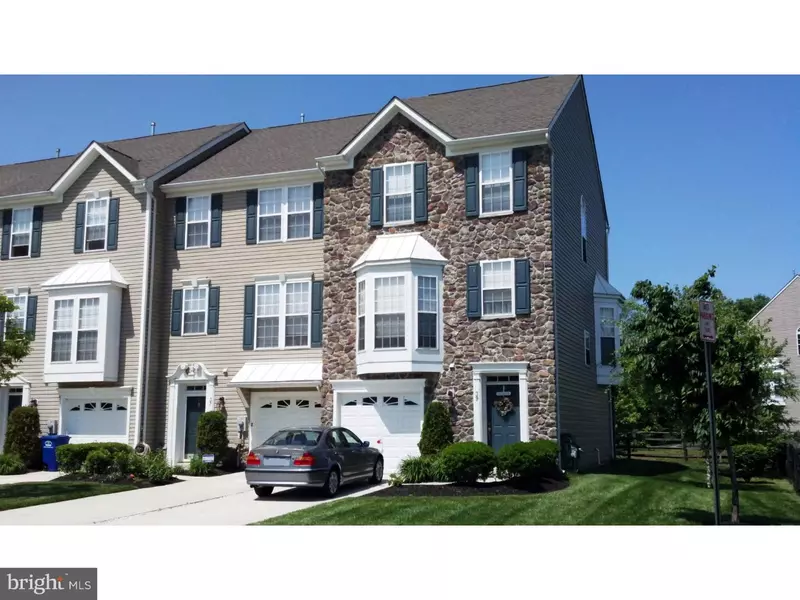 39 FALCON LN, Delanco, NJ 08075