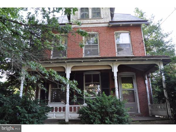 138 PENN AVE, Oxford, PA 19363