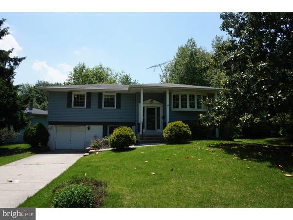 42 SUBURBAN BLVD, Delran Twp, NJ 08075