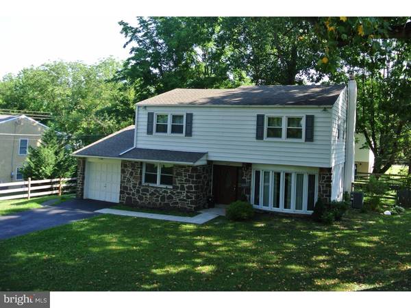 417 REVERE RD, Lafayette Hill, PA 19444