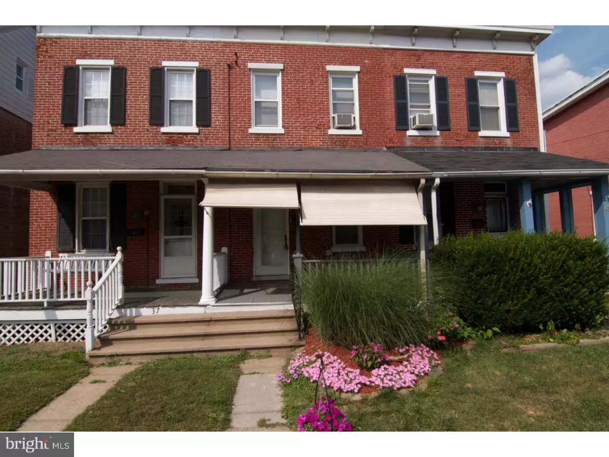 Lansdale, PA 19446,39 E 3RD ST