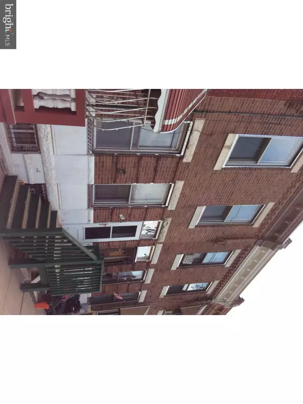 Philadelphia, PA 19140,156 W ONTARIO ST