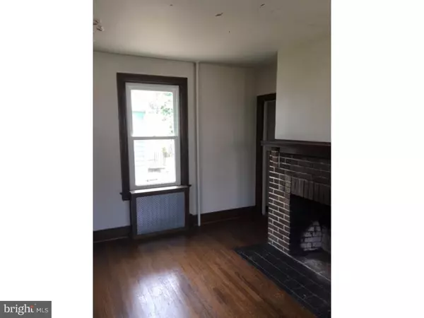 Roebling, NJ 08554,566 DELAWARE AVE