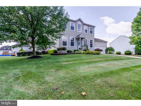 4 BELL LN, Burlington Township, NJ 08016