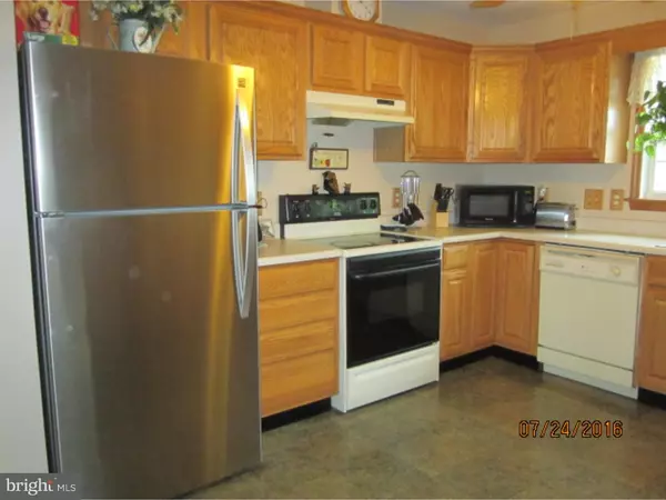 Gibbstown, NJ 08027,5 NATCHEZ CT