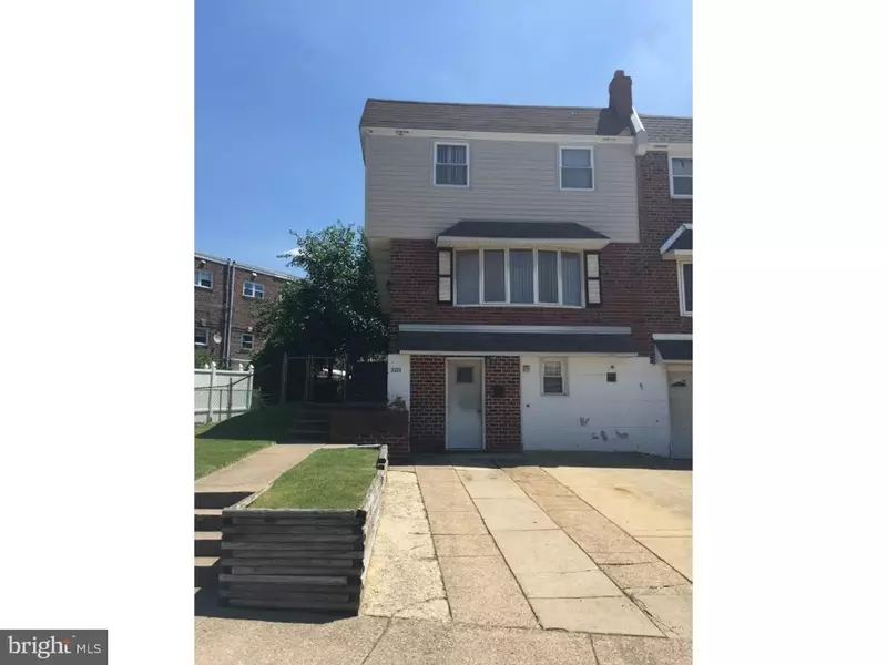 3301 KAYFORD CIR, Philadelphia, PA 19114