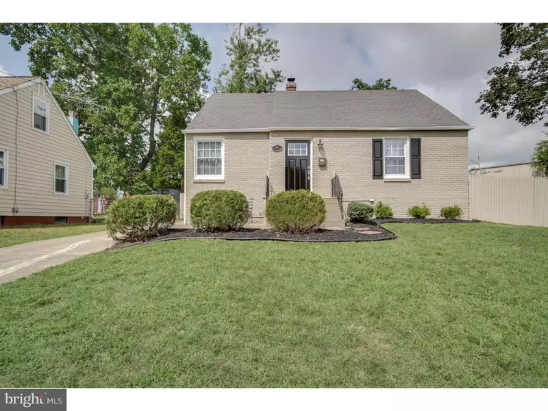 35 SAINT CHARLES PL, Runnemede, NJ 08078