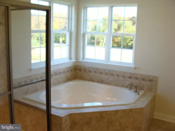 Monroe Twp, NJ 08094,394 STAGGERBUSH RD