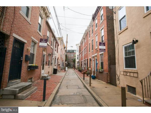 Philadelphia, PA 19147,916 S FAIRHILL ST