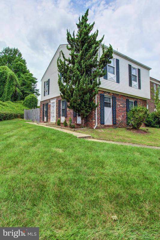 Landover, MD 20785,7415 CRANE PL