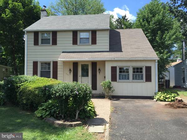 407 N WARMINSTER RD, Hatboro, PA 19040