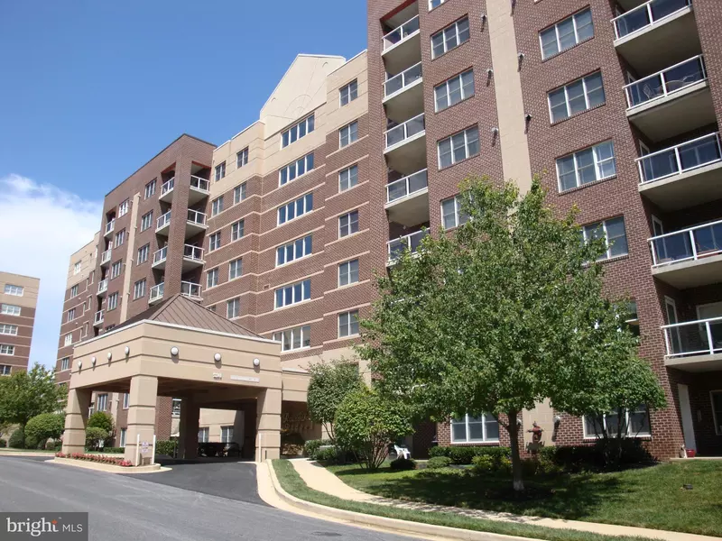 12240 ROUNDWOOD RD #207, Lutherville Timonium, MD 21093