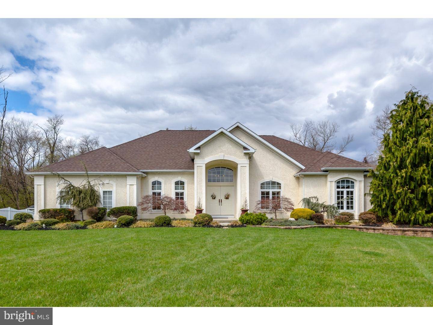 9 MACKENZIE CT, Sewell, NJ 08080