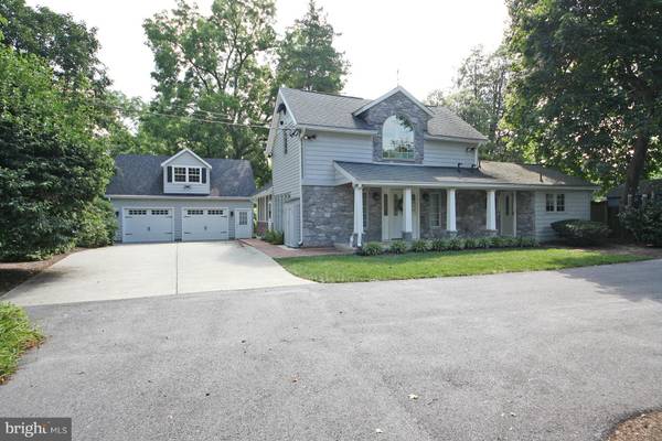 3 S HILLTOP RD, Catonsville, MD 21228