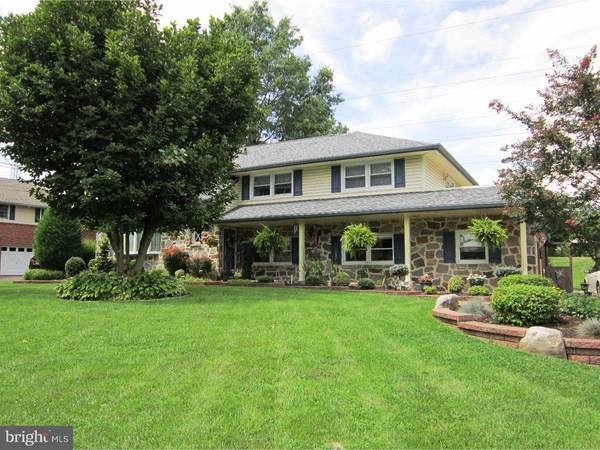 305 WAYNE DR, Cinnaminson, NJ 08077