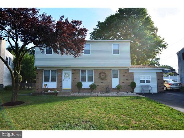 1034 MONTGOMERY AVE, Pennsburg, PA 18073